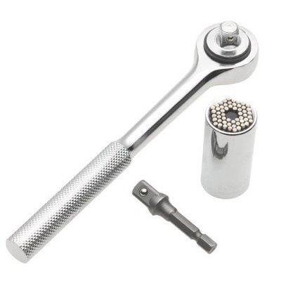 【万能ソケットレンチ】