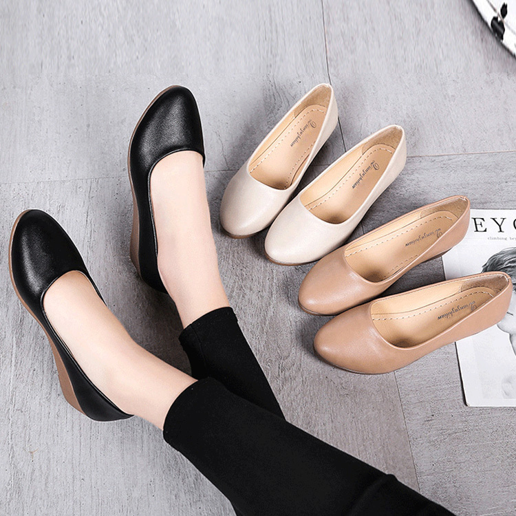 รองเท้าส้นตึกหัวกลม