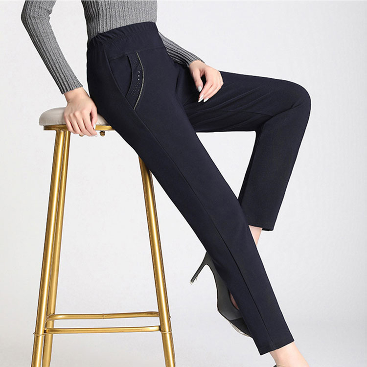 กางเกงลำลองทันสมัย