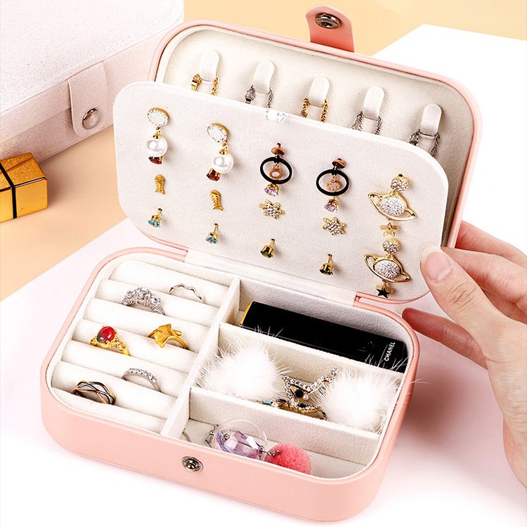 携帯用アクセサリー収納ケース