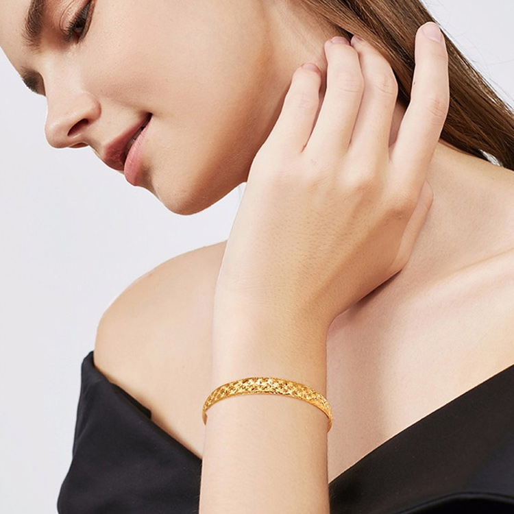 กำไลทองคำลายดาว