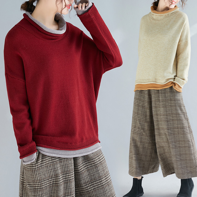 【ドルマンスリーブセーター】ニット生地　ふんわり暖かい　フェイクレイヤードデザイン　フリーサイズ　1枚で主役に！