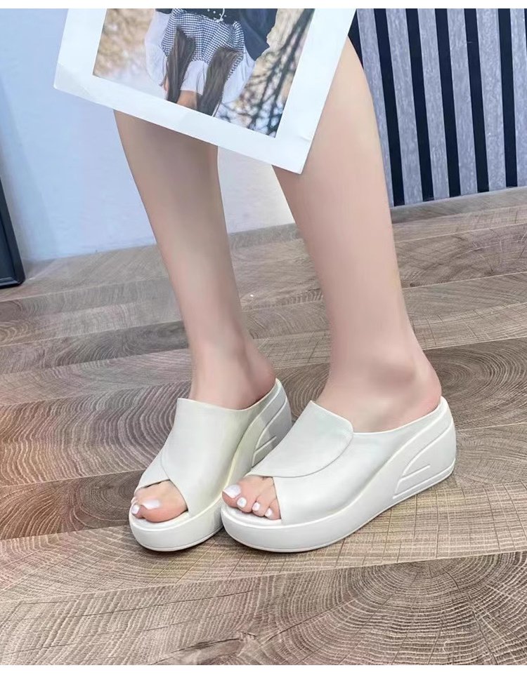 Dicke Sohle schräge Absatz Sandalen für Frauen