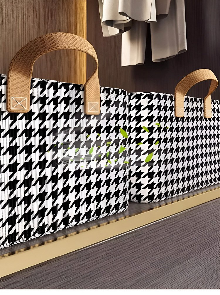 千鳥格子柄収納ケースで衣類をすっきり整理