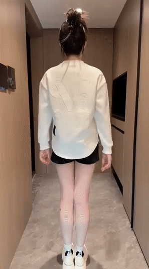 スウェットの袖と裾リブのディテール