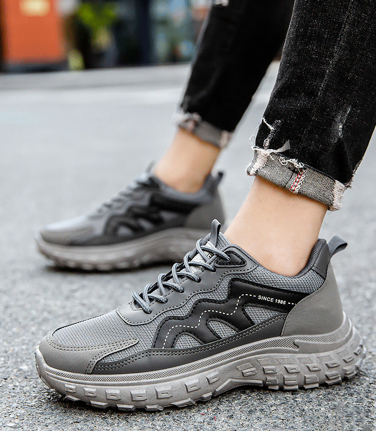 Tire sole mesh sneakers