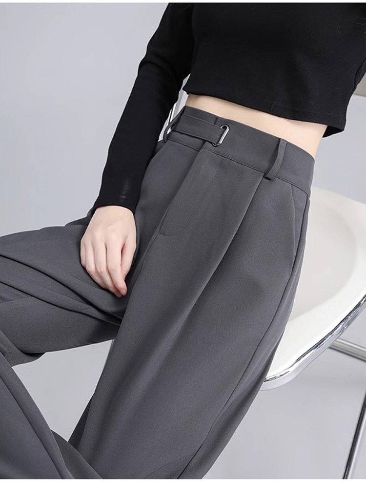 ビジネスコーデに合うワイドスラックス