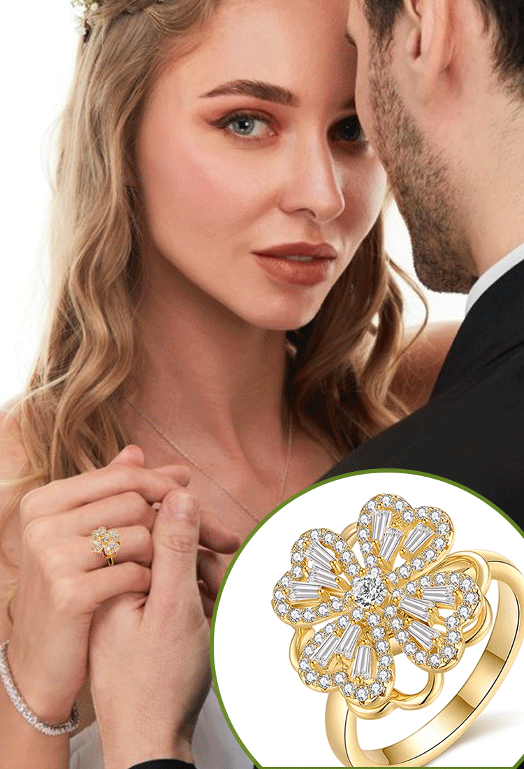 خاتم برسيم بأربع أوراق قابل للدوران