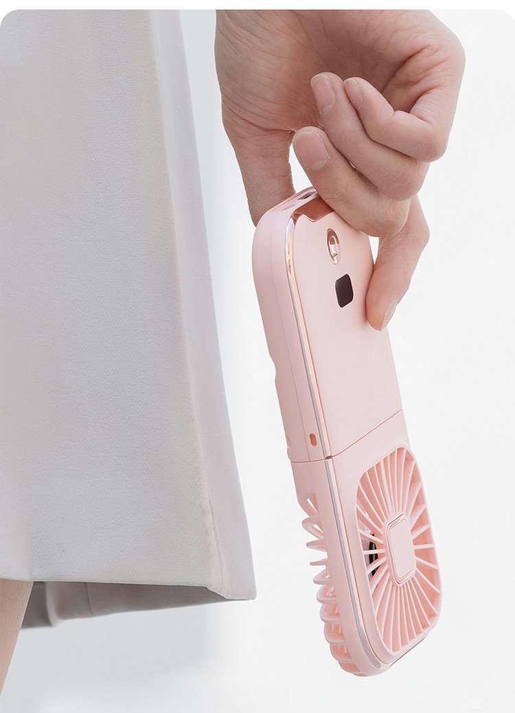 USB充電式ミニファンの使用イメージ