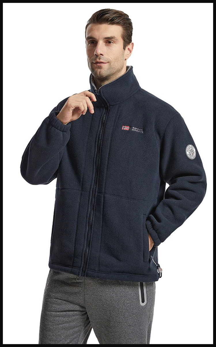 جاكيت دافئ من قماش مخملي بالوجهين، الأكثر مبيعا في النرويج