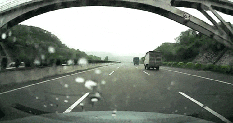 1600333651199791.gif