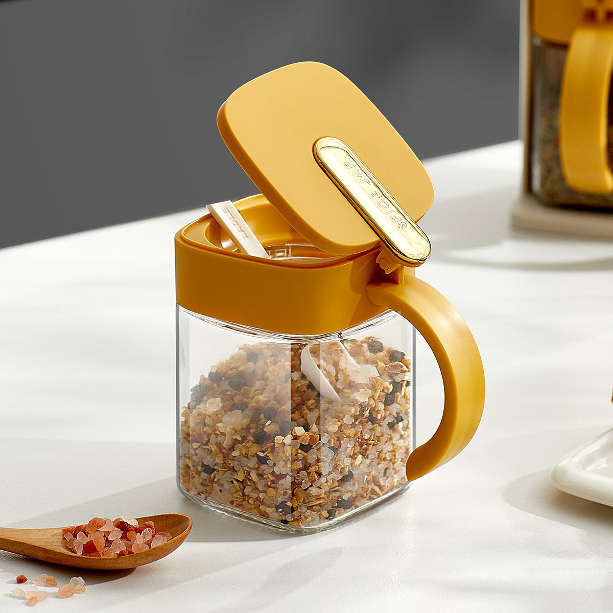 Hot Sale 2023 Kitchen Accessories Square Spice Jars Set 4 Pcs Plastic Seasoning Box Spice Jars Set H