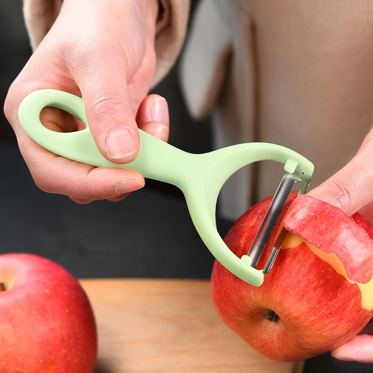 果物と野菜の皮むき器