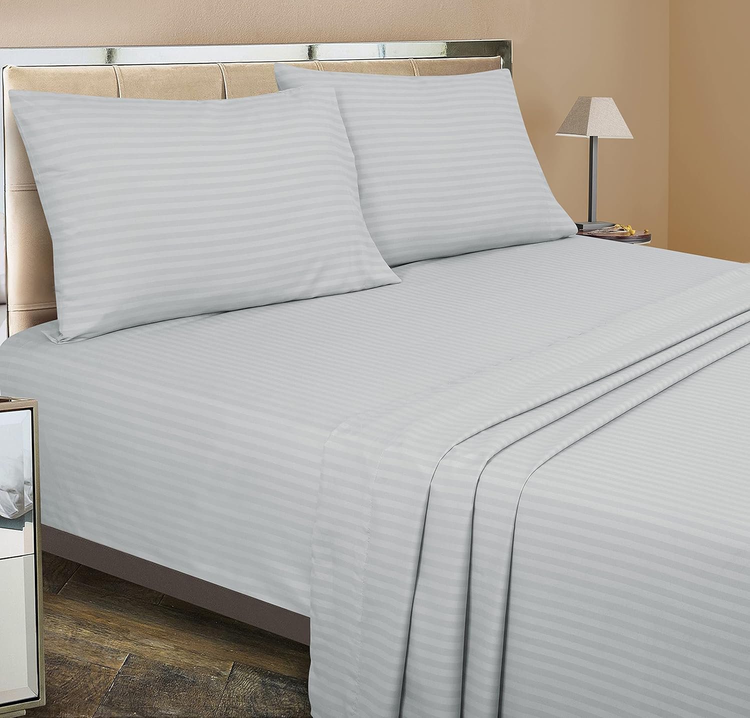 Wholesale 1800TC Luxury Bed Sheet Set White Hotel Linen 1cm Satin Stripe Bulk Bed Flat Sheets for St