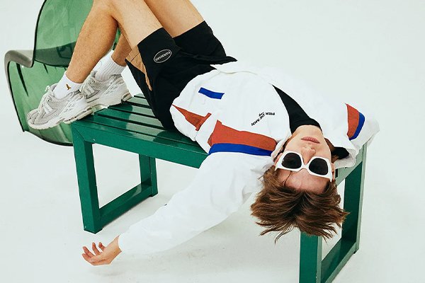 最新トレンドの女性ファッション通販｜人気アイテム多数,おしゃれメンズファッション通販｜着こなし自在の新作多数,レディースシューズ通販｜歩きやすい＆可愛い靴が充実,メンズシューズ通販｜人気ブランド靴をお得に購入