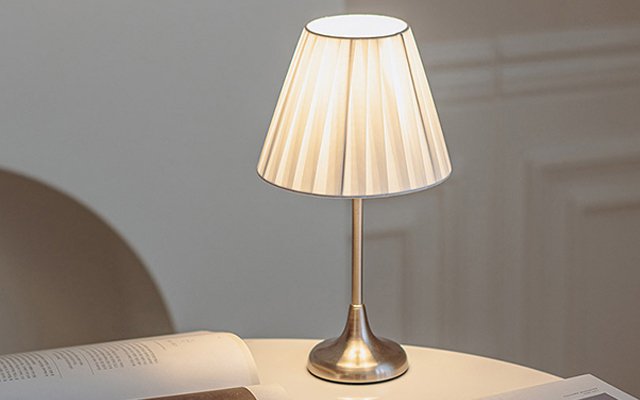 静音・省エネ扇風機通販｜夏の快適グッズ特集,パワフル掃除機通販｜軽量・コードレスで家中キレイ,おしゃれ照明器具通販｜LEDライト・間接照明多数