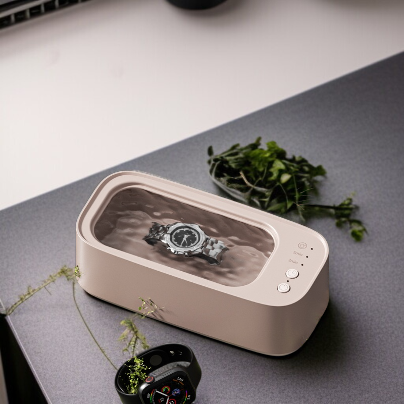 矯正装置を清掃する超音波洗浄機