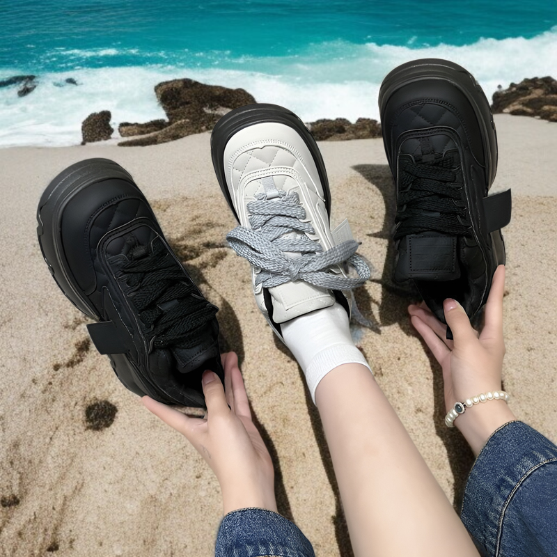 Beliebte weiße Schuhe mit dicker Sohle für Damen