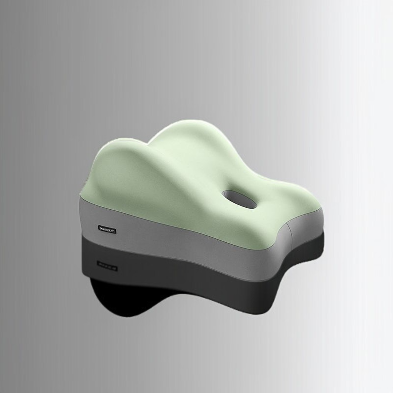 침대 머리맡에 두꺼운 다용도 쿠션