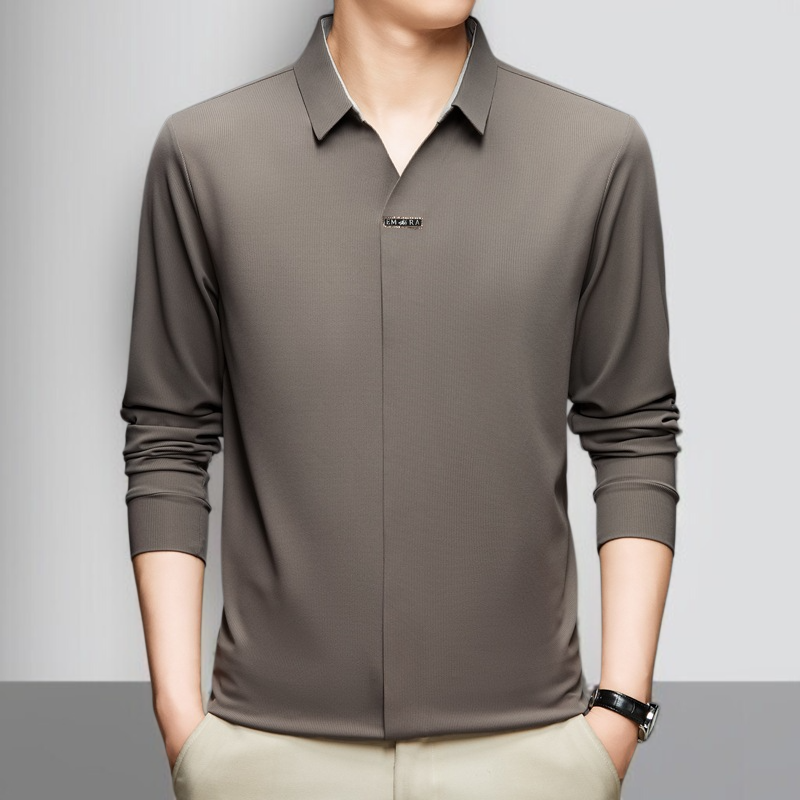 주름 방지 기능을 갖춘 남성 티셔츠