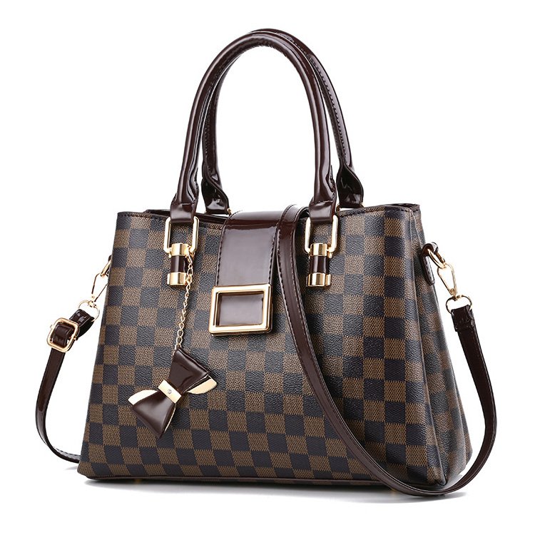 ショルダーバッグ