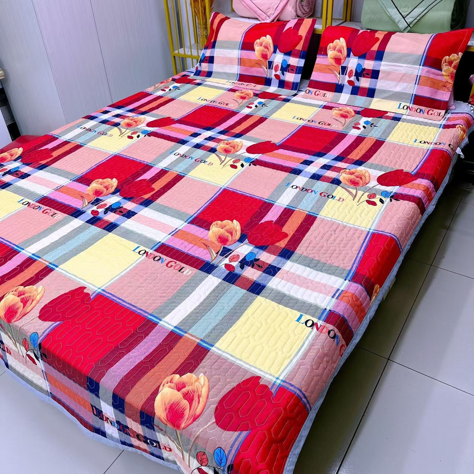 滑り止め付き二重目的ベッドシーツ