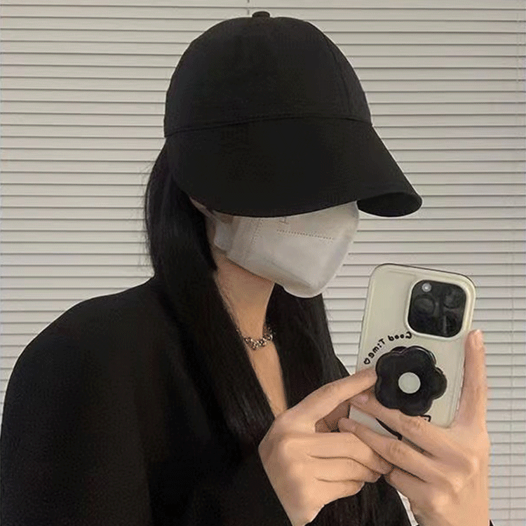 마스크를 걸을 수 있는 차양모