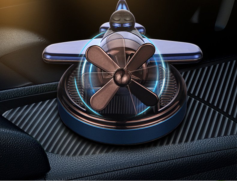 ギフトに最適なパッケージ入り飛行機型車載アロマディフューザー