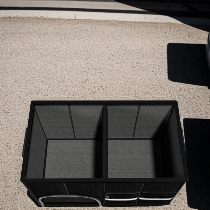 オックスフォード布製カーオーガナイザーの耐久性を示す写真