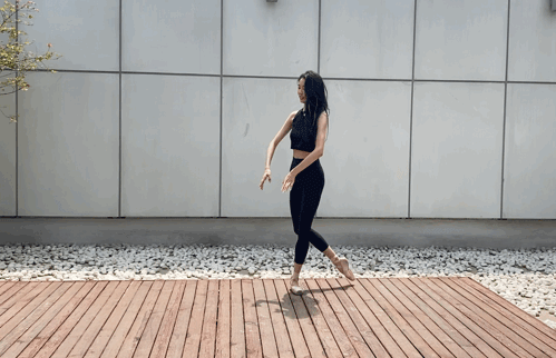 2倍の暖かさを実感できるフリース素材パンツ