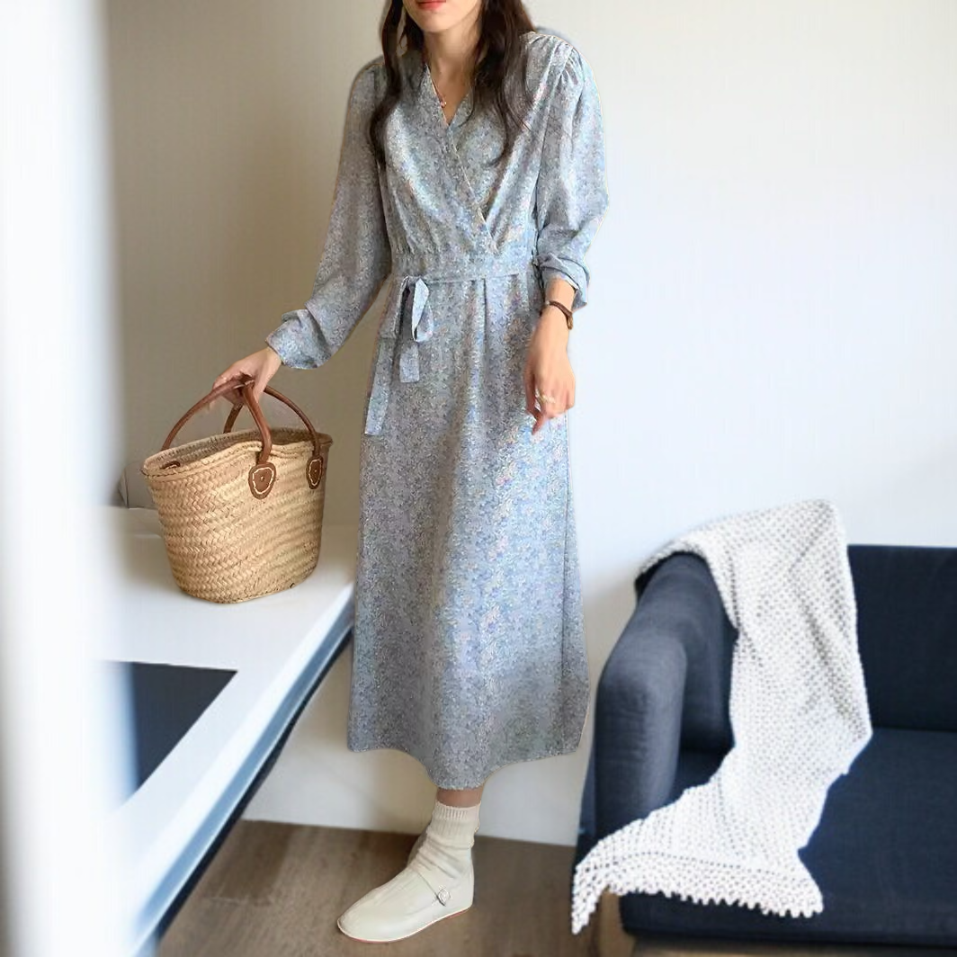 여리여리 실루엣의 여성 원피스