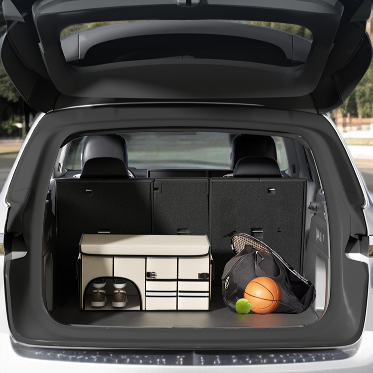 持ち手付きで持ち運びが簡単な収納ボックスの写真