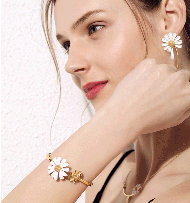 欧米風ヒナギクと蜂のブレスレットセット