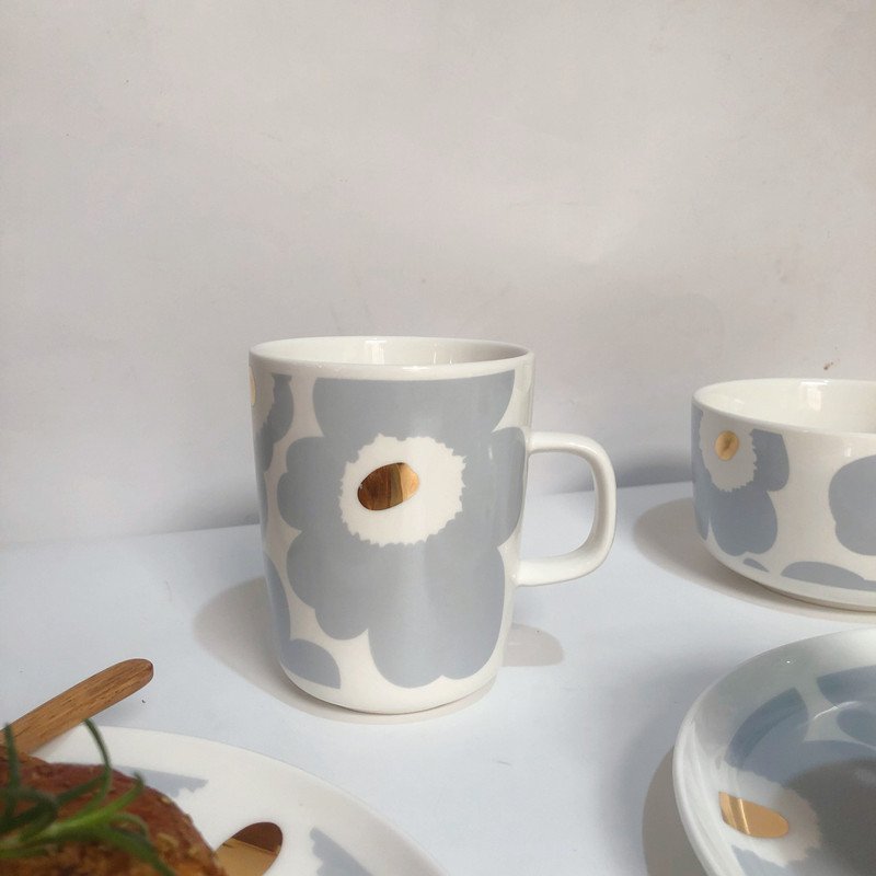 핀란드풍 회색 금장 커피잔 세라믹 디저트 접시 밥그릇 세트