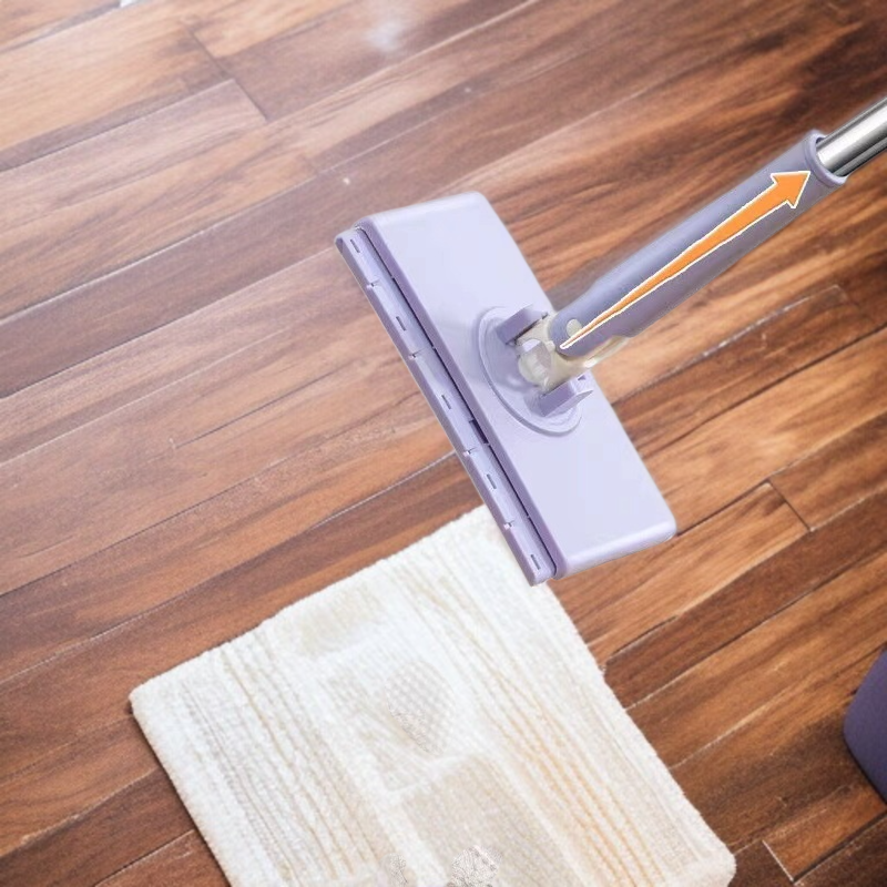 Easy-to-use lazy mop with self-wringing feature