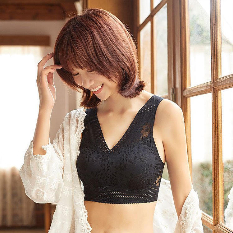 【ラテックスブラ】背中魅せ設計＆ストレッチアンダー   2枚4280円　4枚5580円！