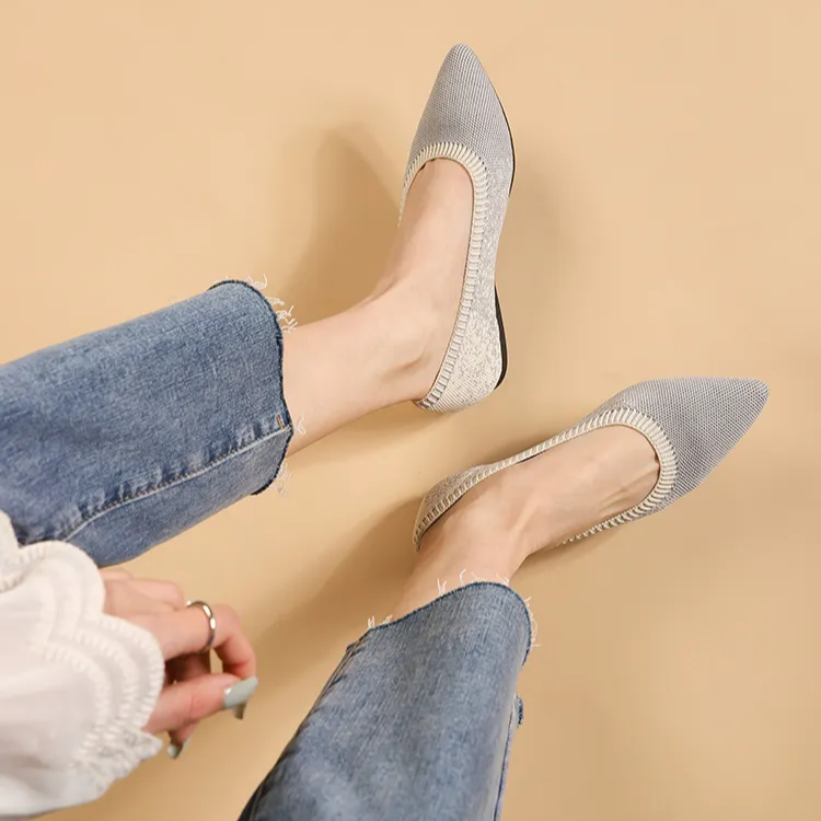 ニットパンプス