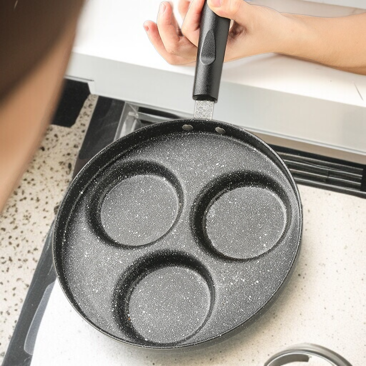 多機能平底フライパンの全体写真