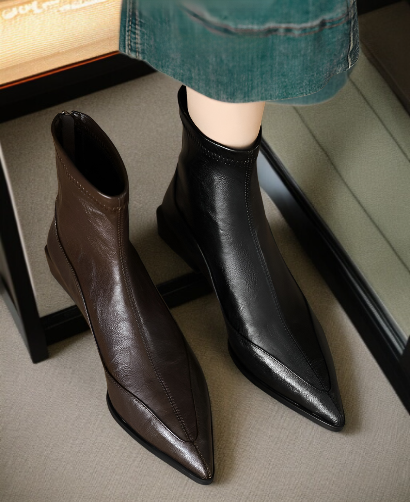 尖った伸縮性のあるスキニーブーツ2025秋冬新作厚底ショートブーツレディースレトロブラウンチェルシーブーツ