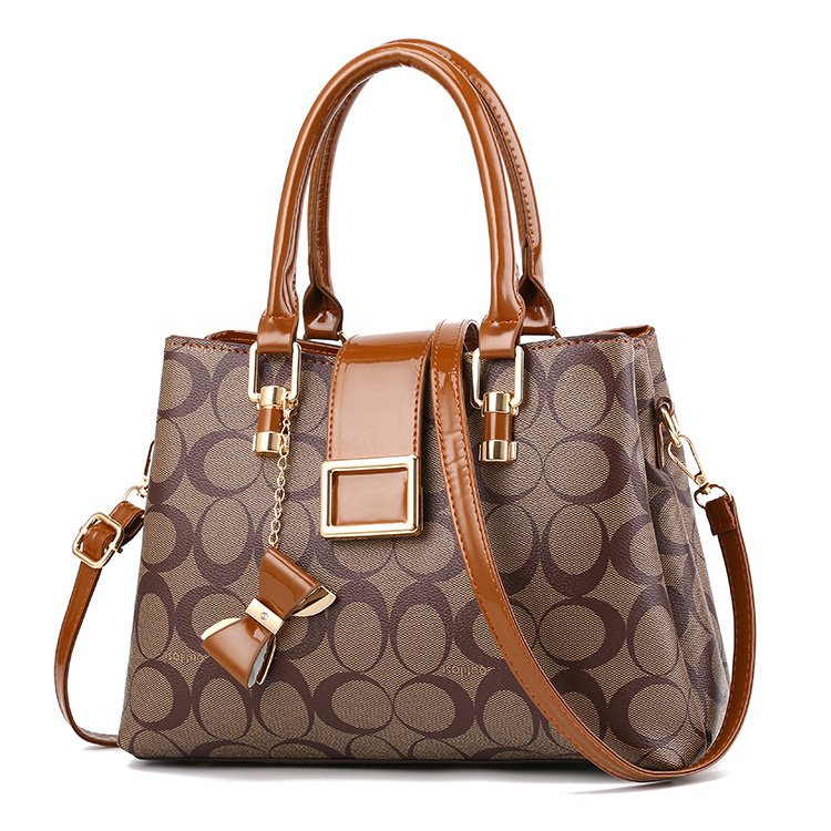 ショルダーバッグ