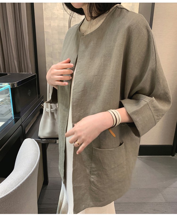 持ち運び便利なコンパクトカーディガン