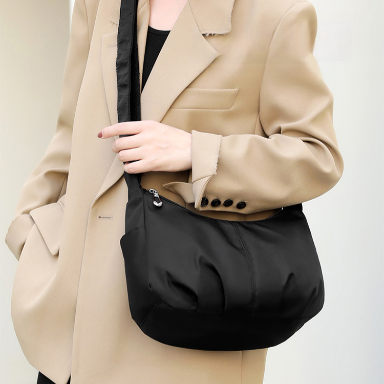 防水ナイロンバッグ