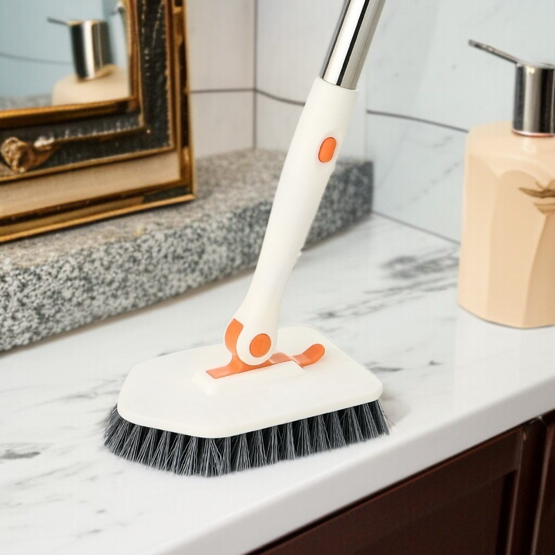 파도 욕조 청소 도구로 욕조를 세척하는 장면