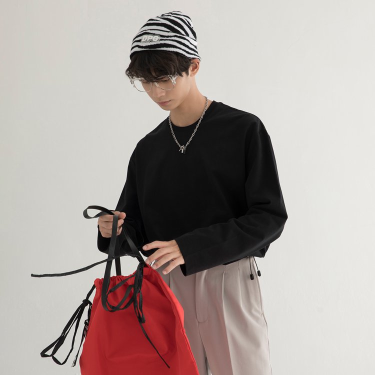 라운드넥 루즈핏 스웨트 셔츠