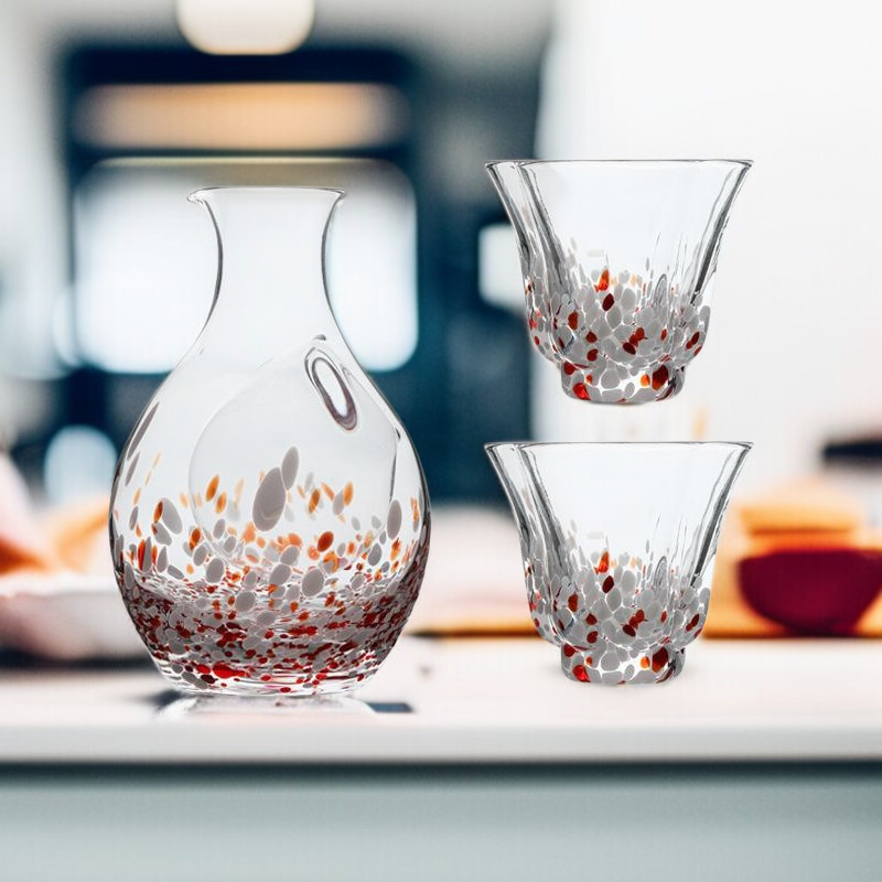 Sake Karaffe und zwei Tassen – Geschenkset für Hochzeit