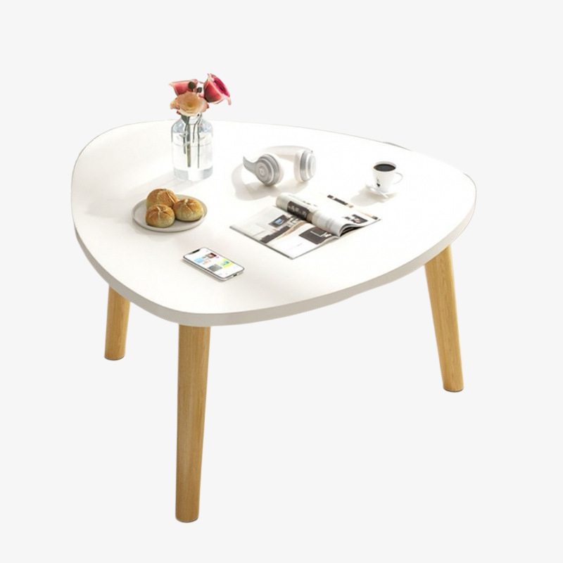 침실 인테리어와 조화로운 플로팅 테이블